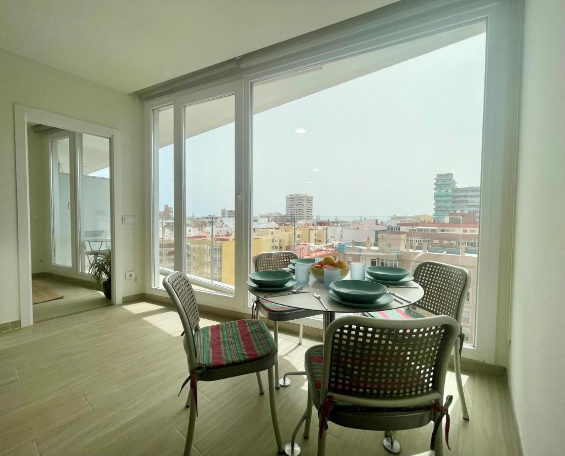 Blue Sky Apartment *